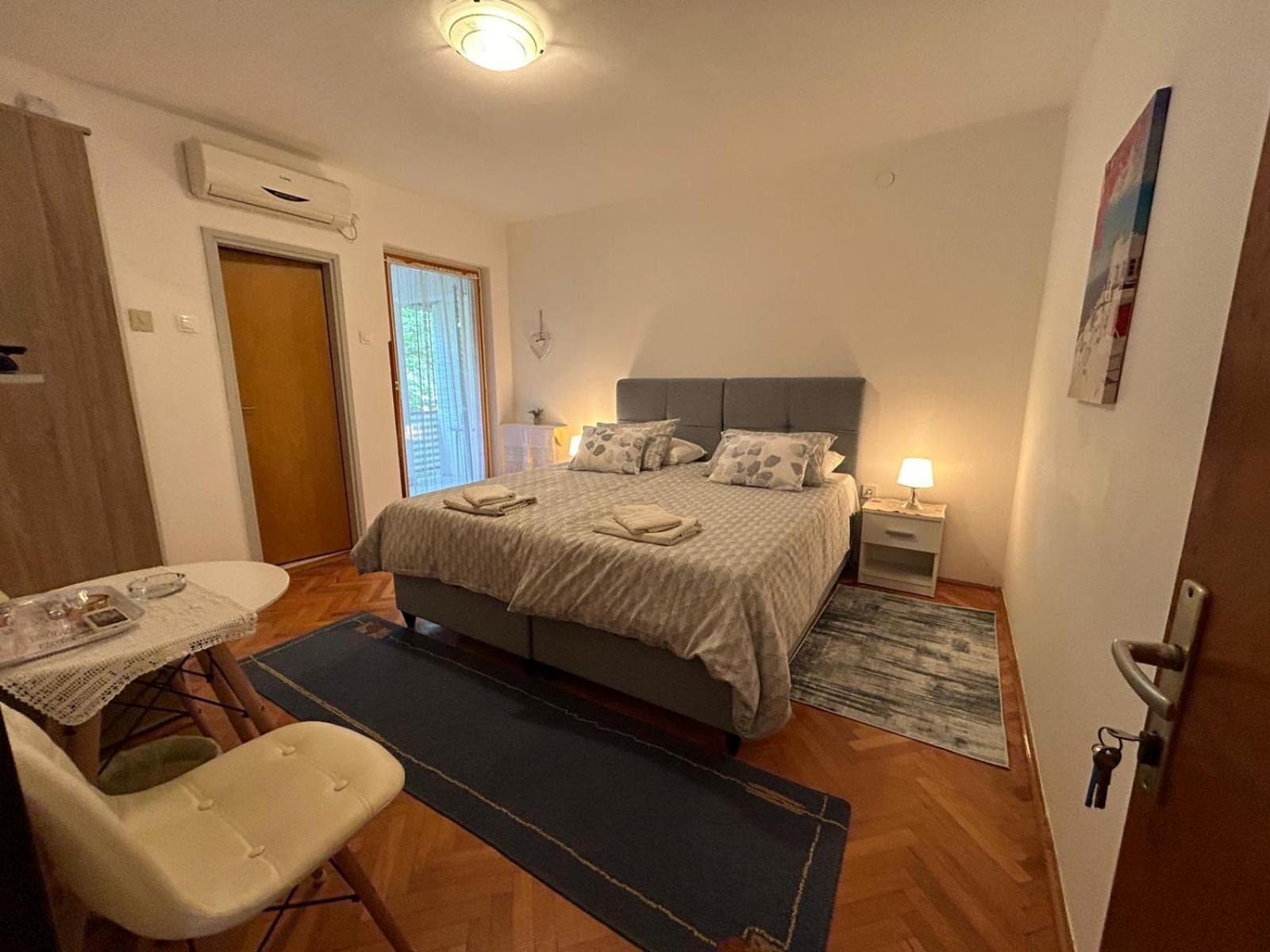 Accomodation Mirjana Rooms Poreč Exterior foto